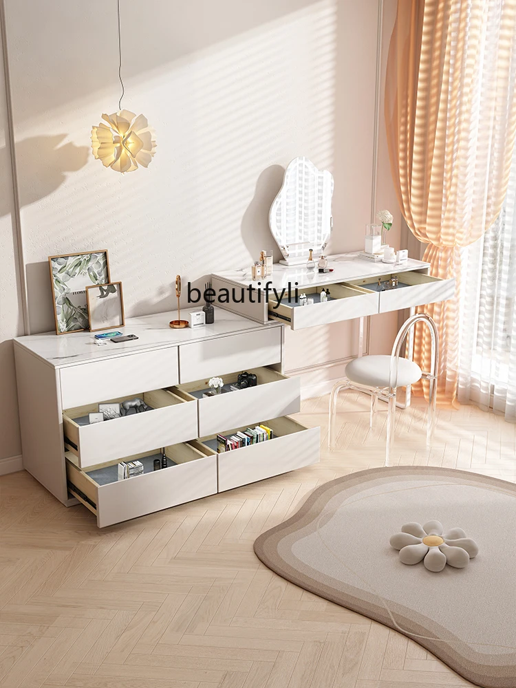 Рисунок 2 - Туалетный столик во французском стиле для макияжа