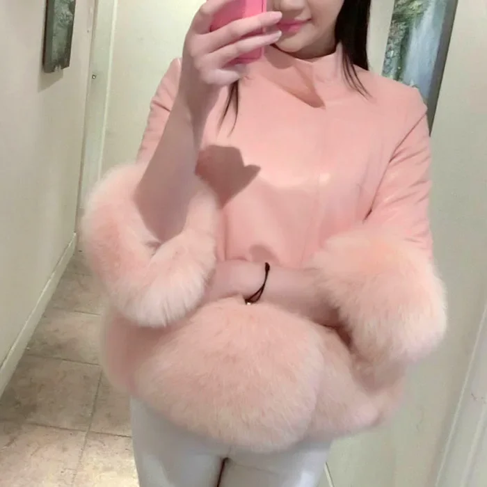 

2023 Women's Winter Jacket Faux Fur High Quality New Korean Fashion PU Leather Short Coat Seven-point Sleeve Fox Fur Jackets