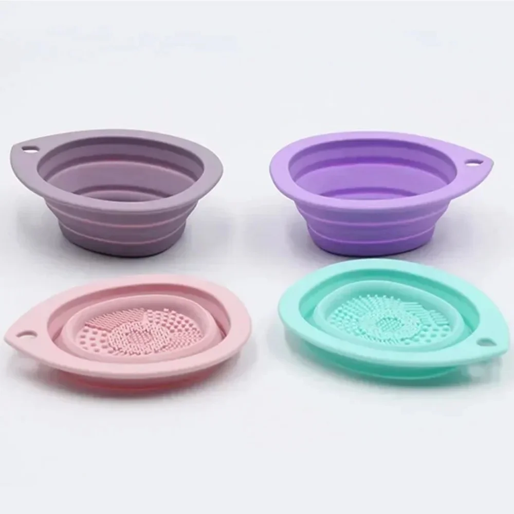 Silicone Foldable Makeup Brush Cleaning Pad - Portable and Efficient Cleaning Tool