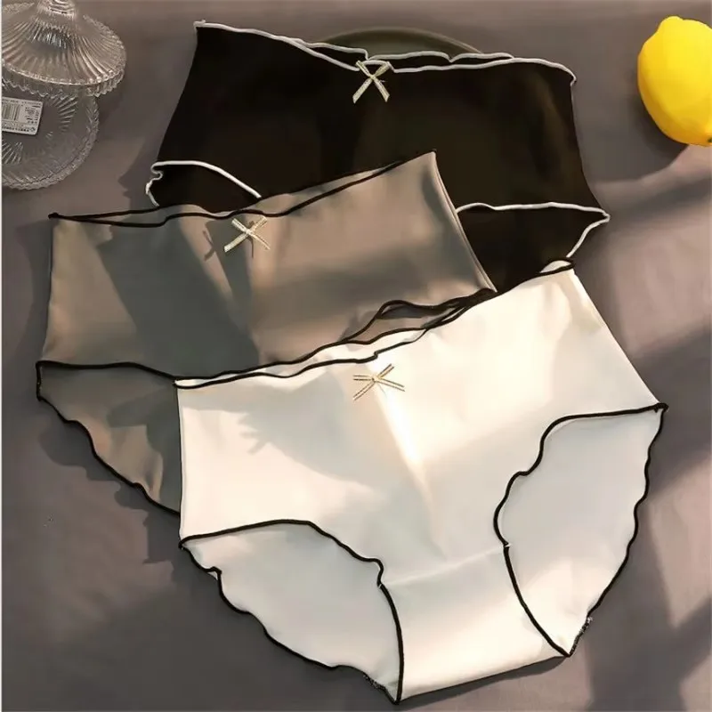 2/4pcs/Pack Women's Antibacterial Ice Silk Seamless Triangle Underwear With Low Waist And European-American Style 1