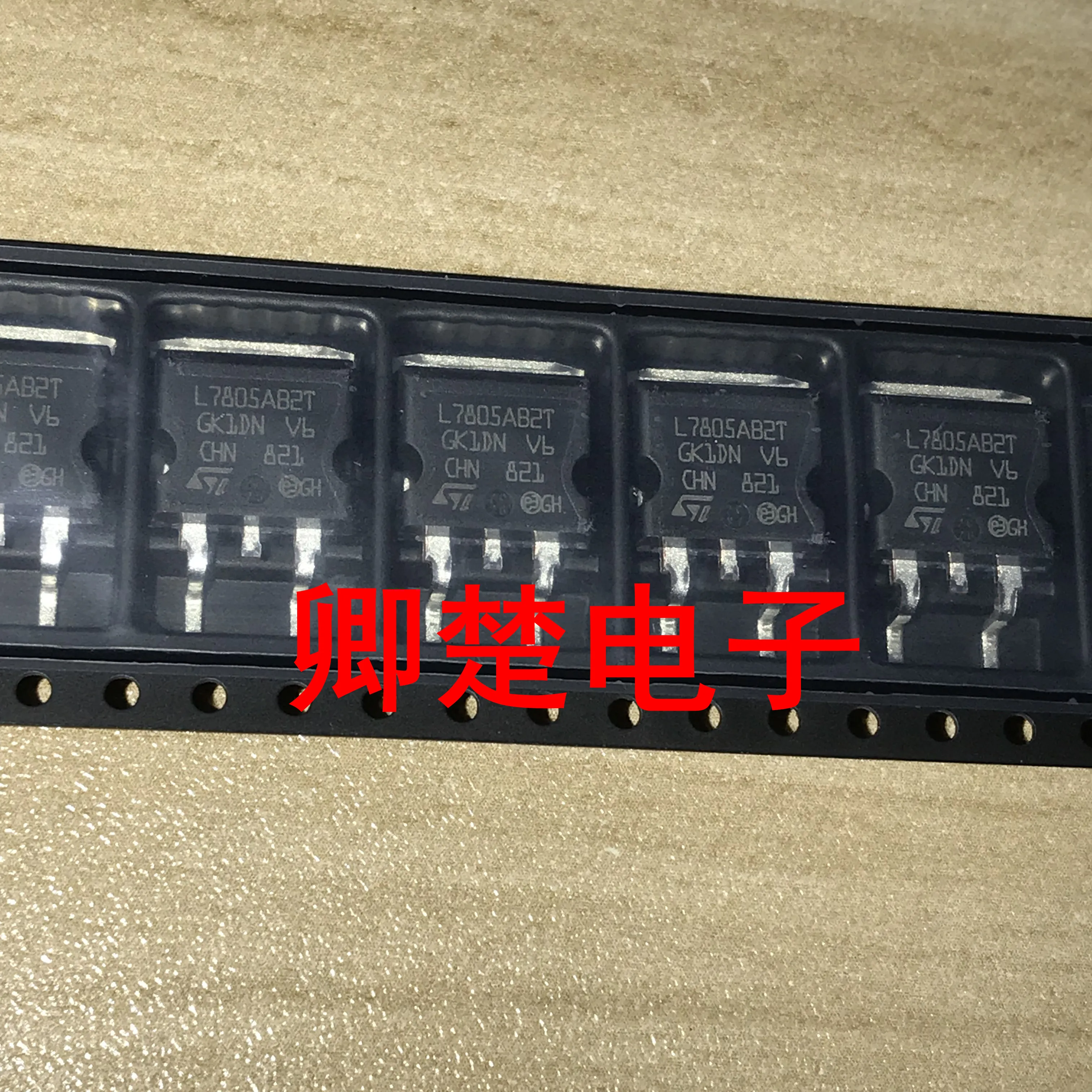 

30 шт., оригинальные новые модели L7805AB2T L7805ABD2T