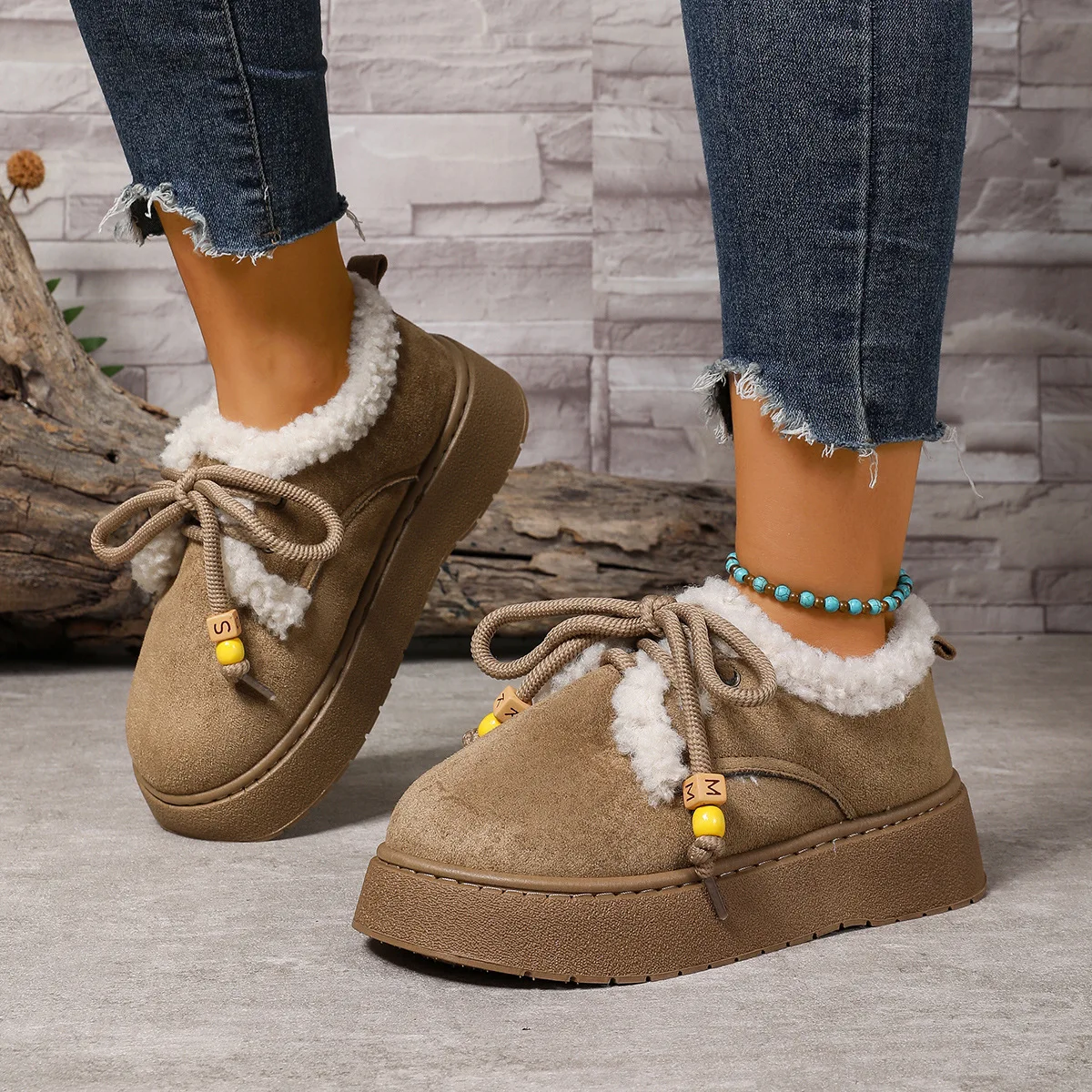 2025 Women's Winter New Fashion Round Toe Designer Snow Boots Lace Up Walking Comfortable Lightweight Short Boots