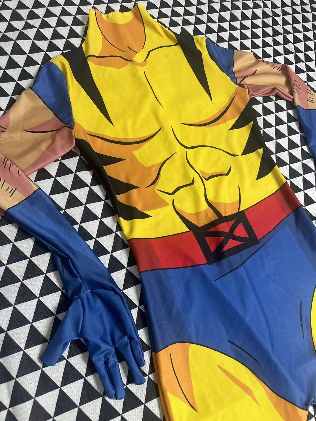 Marvel-Inspired Wolverine Cosplay Bodysuit for Men
