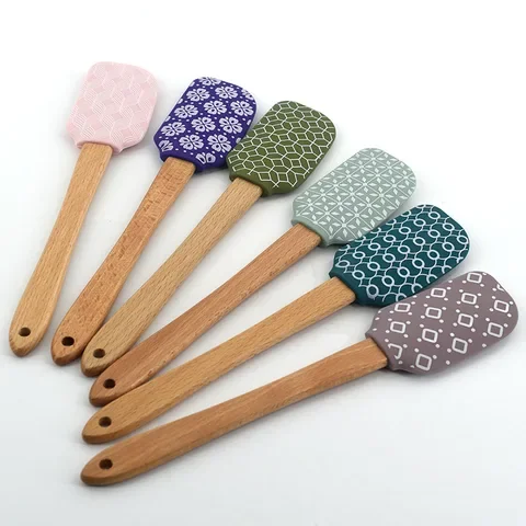 

Silicone Cake Spatula Cream Baking Scraper with Wood Handle Non Stick Butter Spatula Cutter Mixing Chocolate Kitchen Tools