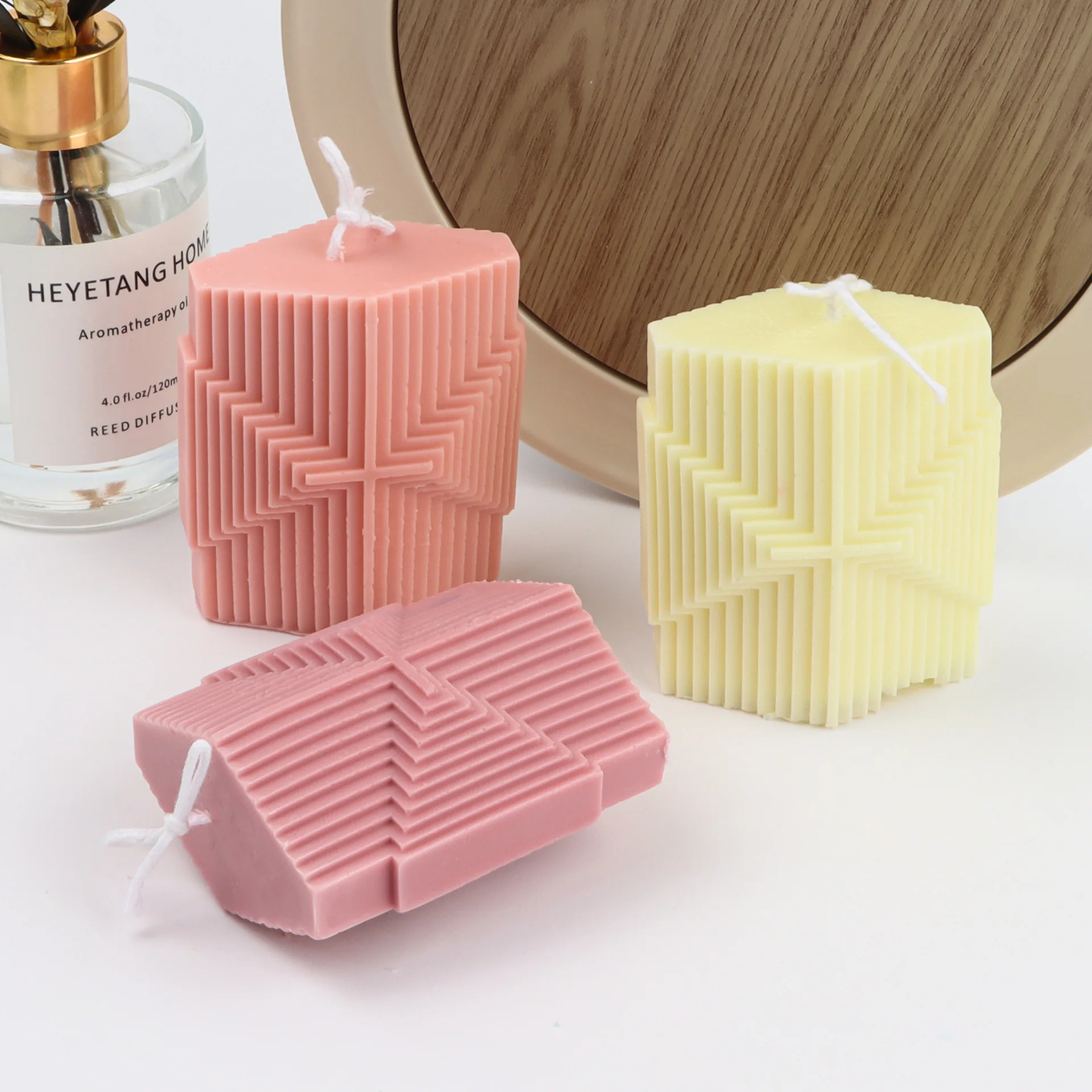 

Geometric Line Cube Silicone Candle Mold Quadrilateral Aromatherapy Gypsum Soap Resin Ice Cube Mold Candle Making Kit Home Decor
