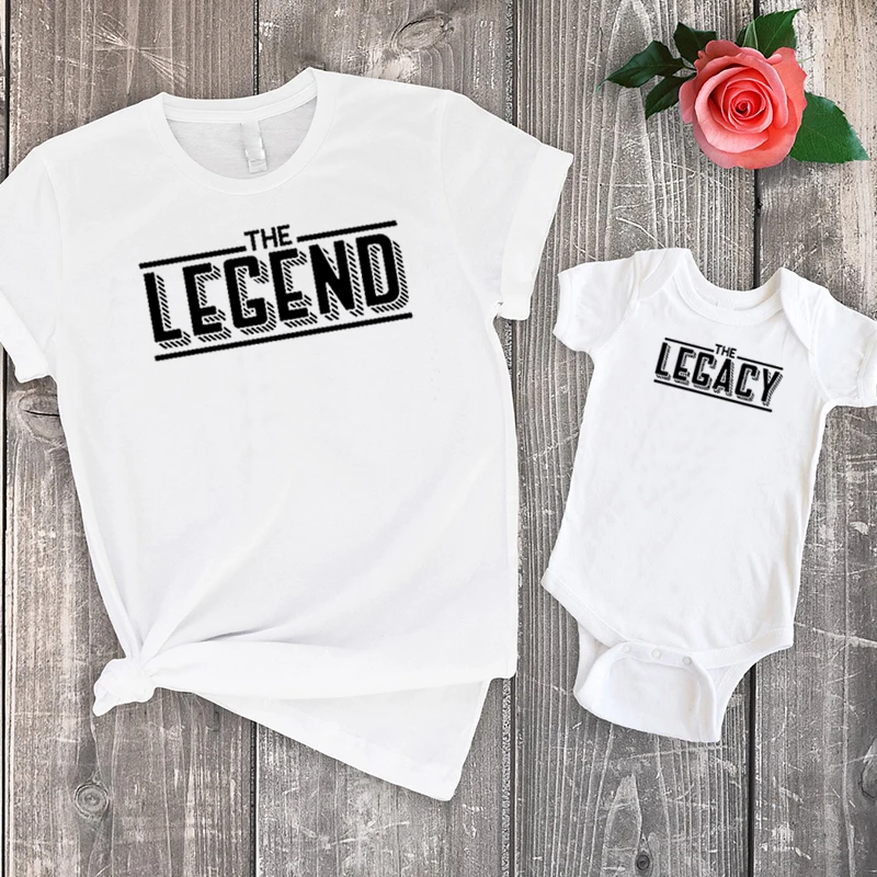 thumbnail image 4 of Camisetas de padre e hijo con leyenda Conjuntos navideños 2021 Camisetas a juego Regalo del día del padre Ropa a juego familiar Letras de moda, 4 of 5