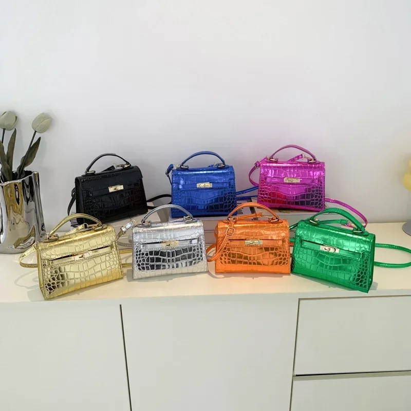 

Женская сумка через плечо Sense of Small Bag, красная Сетчатая Сумка через плечо, 2023
