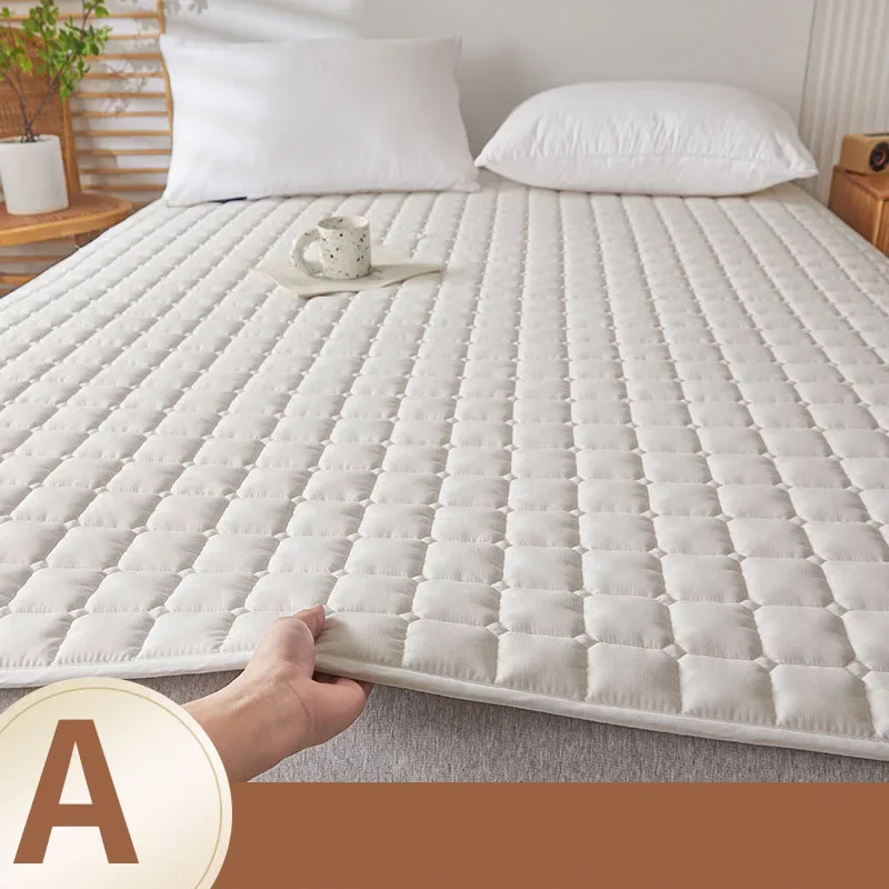 Mattress Protector Soft Soy Fibre Queen Mattress Cover Pad with 4 Elastic Corner Straps Skin Friendly Bed Sheet Quilted Mattress Protector Mat