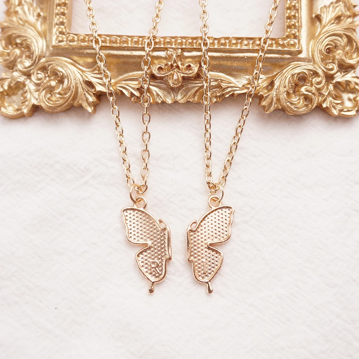 2 Pcs/Set Butterfly Best Friend Pendant Necklace For Women Friends Adjustable Couple Broken Heart BFF Friendship Jewelry Gift 5