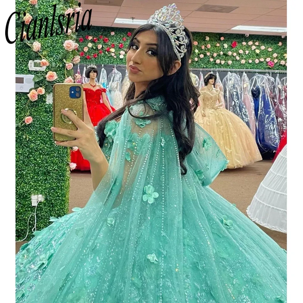 

Mint Green Quinceanera Dresses With Cape Mexican Sweetheart Lace Puffy Ball Gowns Off-Shoulder Applique Vestidos De XV Anos