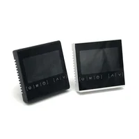 เครื่องควบคุมอุณหภูมิหน้าจอสัมผัสแบบเต็ม WiFi เครื่องควบคุมอุณหภูมิความร้อนใต้พื้นหลังสีดำแรงดันไฟฟ้ากว้าง 5