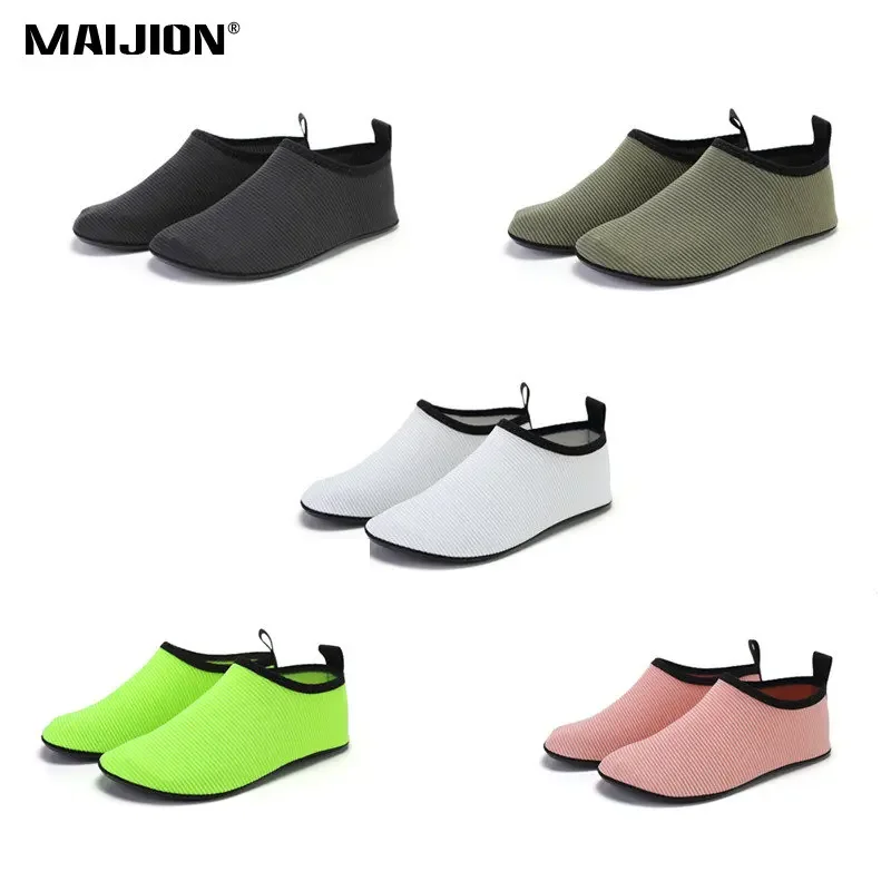Water Shoes Aqua Shoes Barefoot Shoes Children Quick Dry Non-Slip Barefoot Beach Seaside Outdoor Comfortable Soft Surfing Swimming