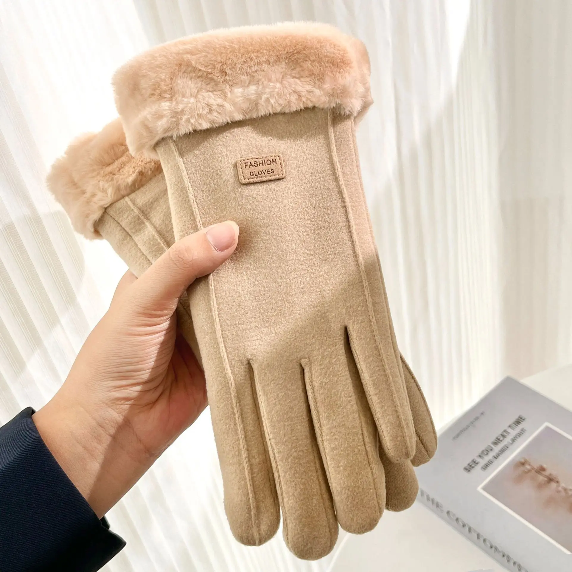 Women Suede Leather Touchscreen Driving Glove Winter Female Thick Plush Wrist Warm Cashmere Cute Outdoor Sports Cycling Mittens fashion women gloves autumn winter cute furry warm mitts full finger mittens female outdoor sport cycling gloves