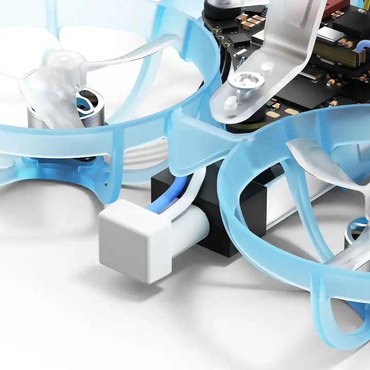 BETAFPV Air65II en vol, montrant sa conception compacte de whoop brushless pour la course FPV