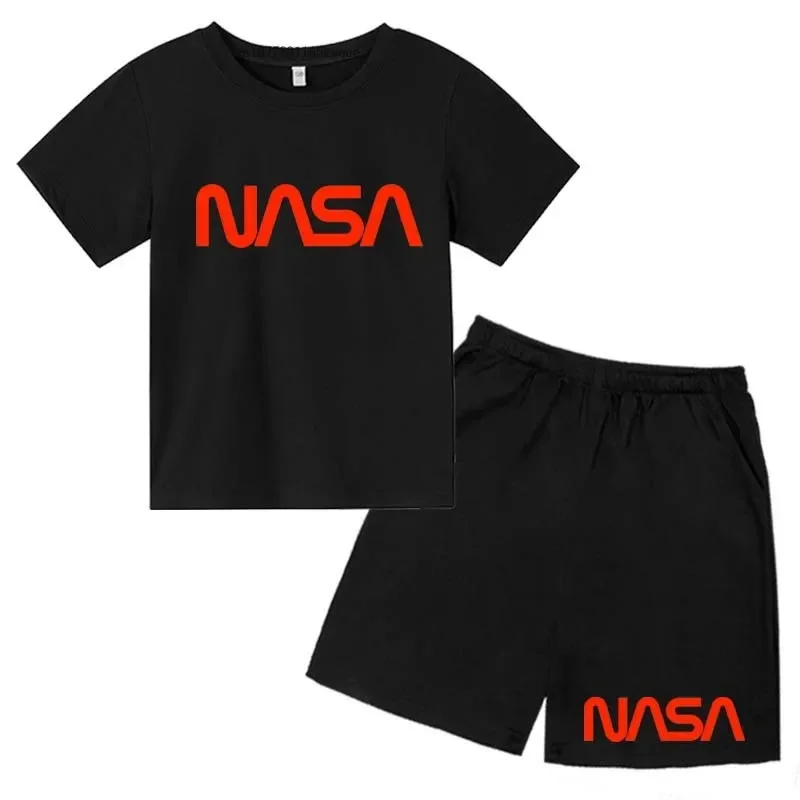 thumbnail image 1 of Conjunto de 2 camisetas y pantalones cortos con estampado de letras de verano para niños de 2 a 13 años, ropa deportiva de calle para niños y niñas, 1 of 4