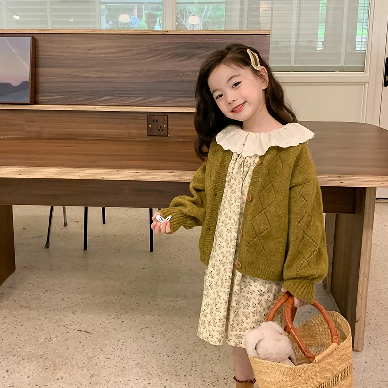 

2023 Autumn New Children's Wear Girls' Baby Green Diamond Checker Hollow out Foreign Style Knitted Single breasted Cardigan Coat