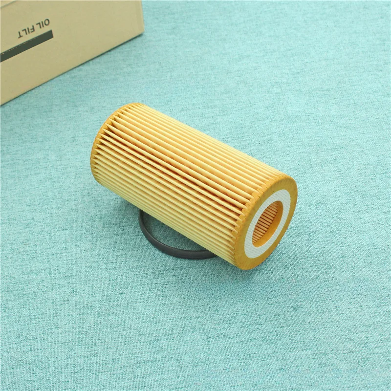 Car Oil Filter 30788490/ 30788821 Car Accsesories Oil Filter for Volvo C30 C70 II S40 II V40 V50 V60 I V70 III XC60 I XC70