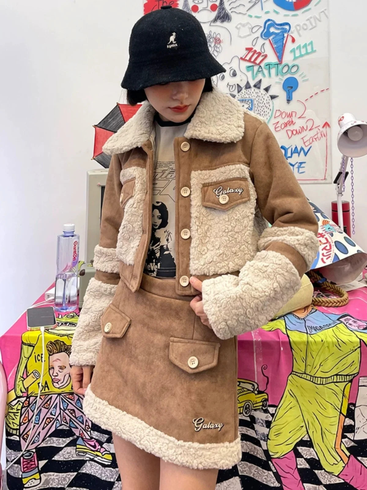 Suede Spliced Lamb Hair Thickened  suits for Women's 2023 Winter New Jacket Short Skirt Two Piece Set Fashion