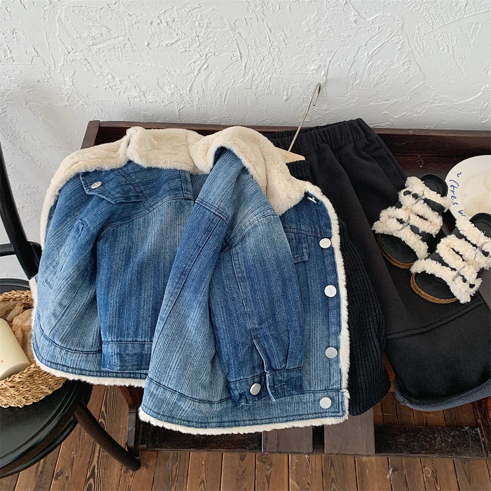 ��̿� �䳢 �� �׶��̼� ���� ��Ʈ, ���� ���� ���� ������ ��Ŷ, ���� �β��� �ѿ�, 2023 ���� �ܿ� �Ż�