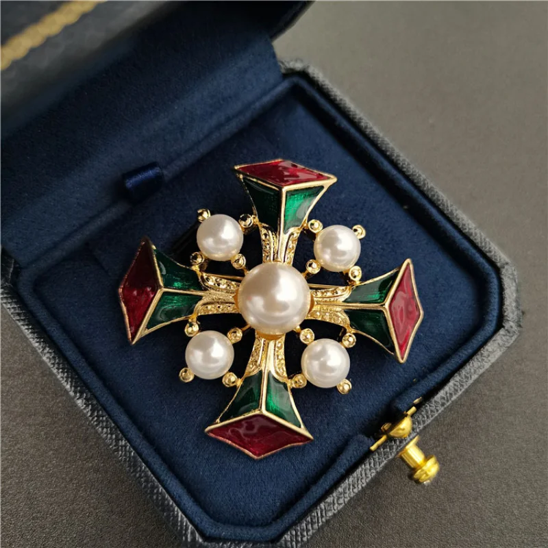 Vintage Baroque Enamel Pearl Brooches Retro Court Cross Brooch Pin