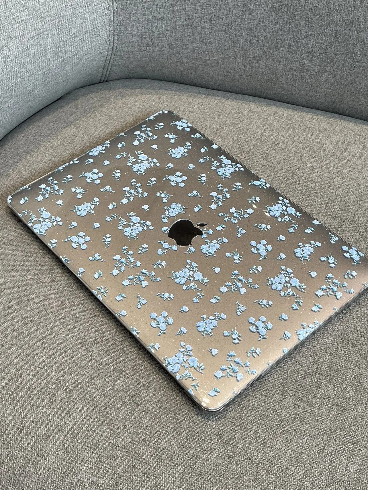 Blue Healing Gentle Flower Laptop Case - Elegant and Protective Cover with Touch Bar ID