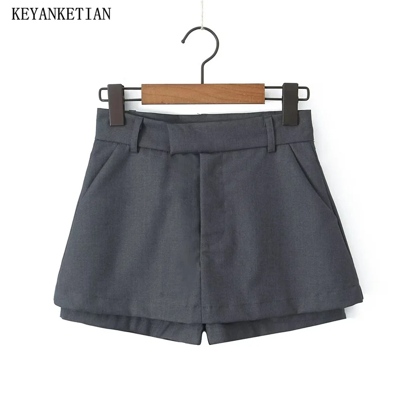 

KEYANKETIAN 2024 New Launch Women's Layered Patchwork Mini Skirt Spicy Girl Zipper Low waist Solid color Pantskirt Y2K Shorts