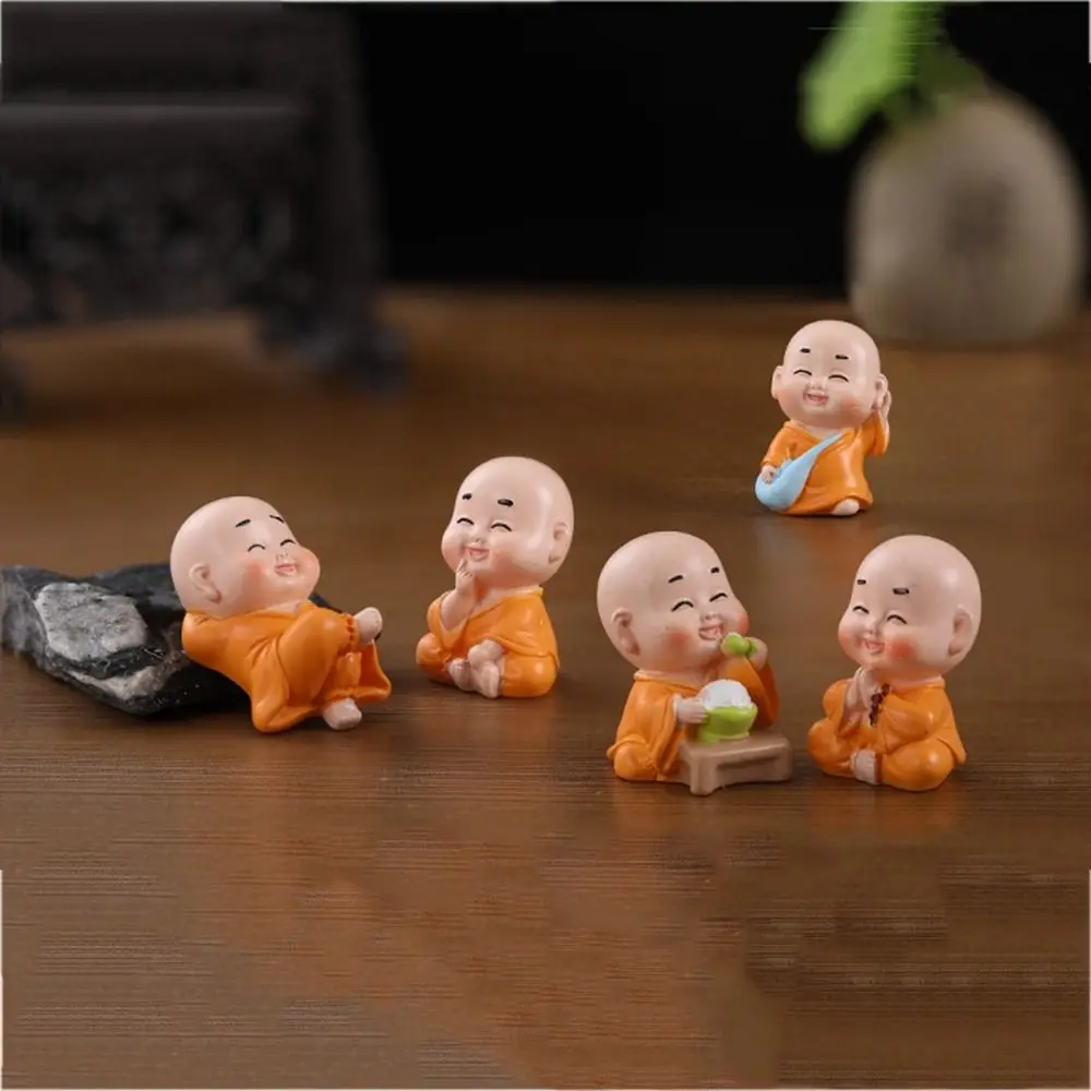 

Styles Desktop Decor Mini Car Decoration Resin Crafts DIY Garden Trinkets Small Ornament Mini Figurine Buddha Ornaments
