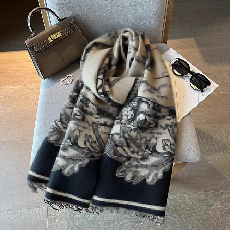 With letters [B war horse] + original gift box