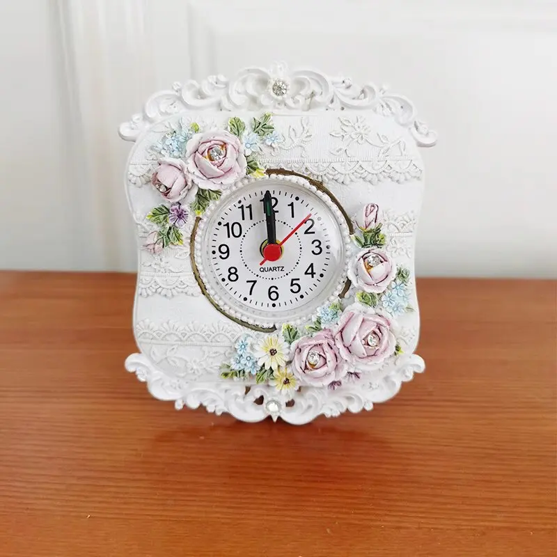 

Rose Hand-Painted Resin Small Clock Pastoral Alarm Clock Table Clock