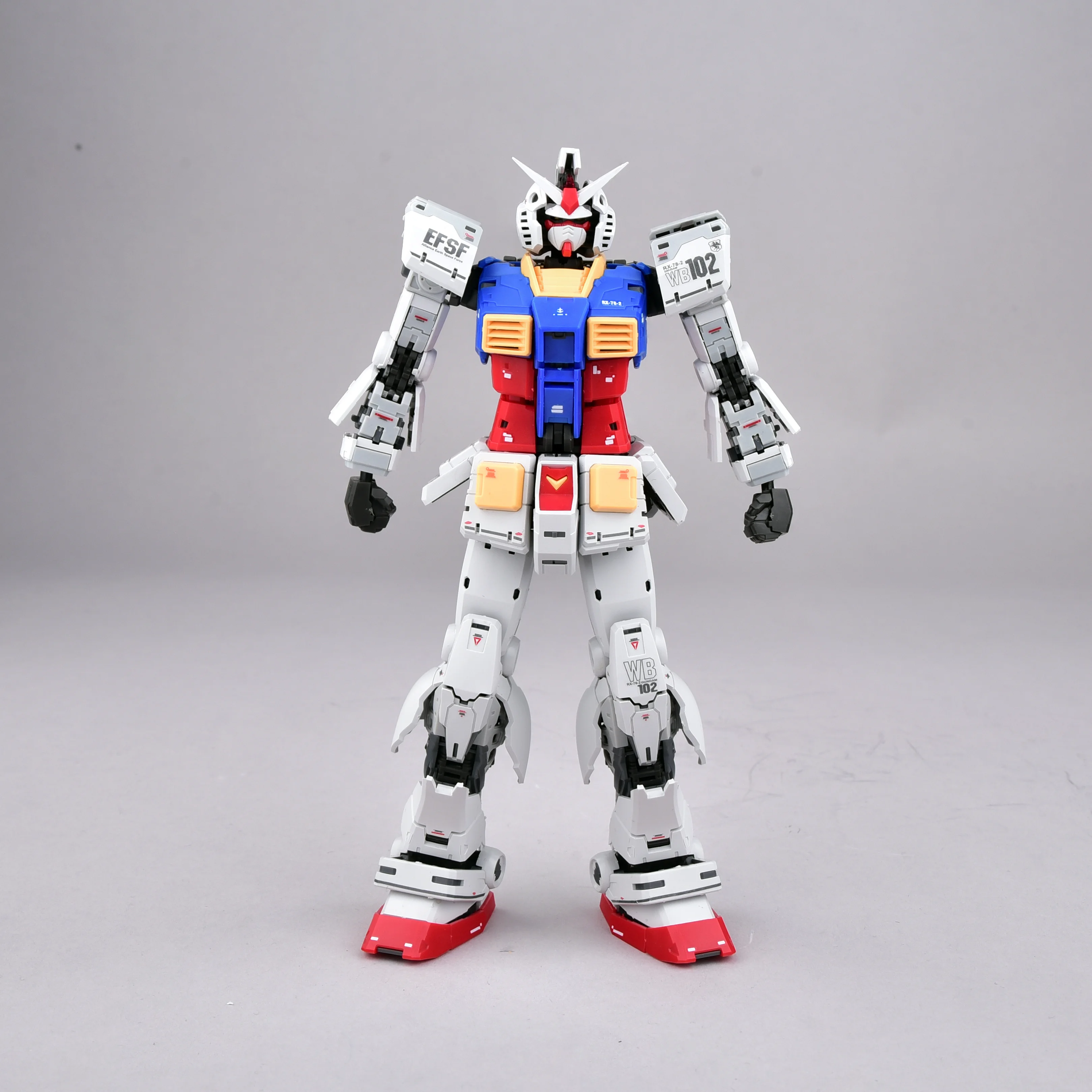 재고 있음 팬더 모델 RX-78-2 2.0 확대 버전 메카 키트 액션 피규어 로봇 플라스틱 모델 컬렉션 선물 장난감