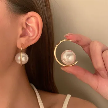 Exaggerated Big Pearl C Shaped Earrings For Jewelry 2025 Trending New Fashion Women's Geometric White Red Grey Pearl Earrings