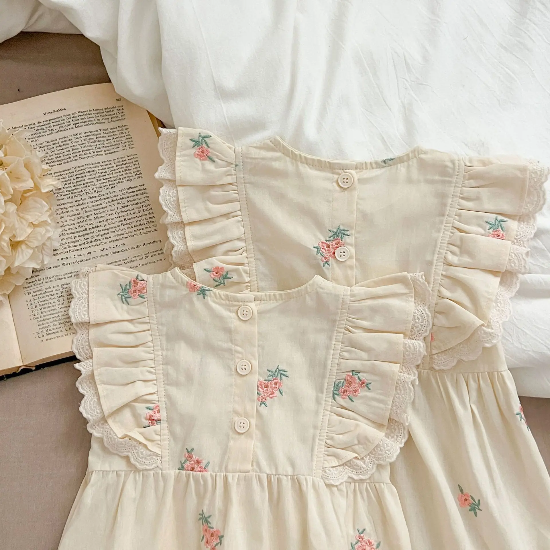 Sommer Passende Schwester Outfit Kind Baby Mädchen Kleidung Mädchen Spitze Fliegende Ärmel Kleid Sticken Kragen Baby Strampler Prinzessin Kleid – Detail 11