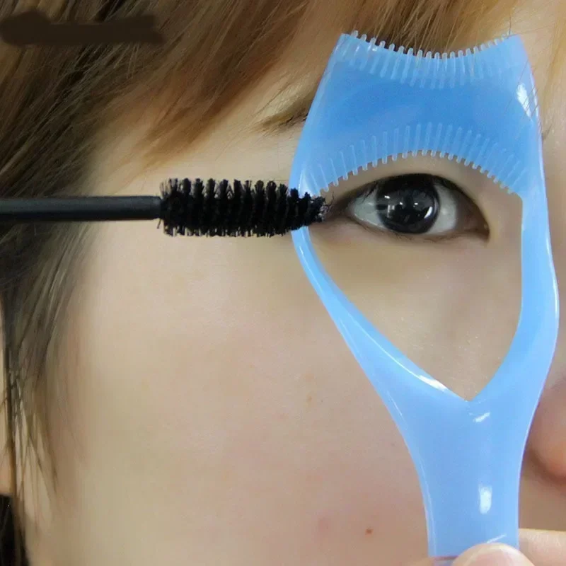 Makeup Tools 3In1 Eyelash Aid Eyeliner Stencil Eye Makeup Tools