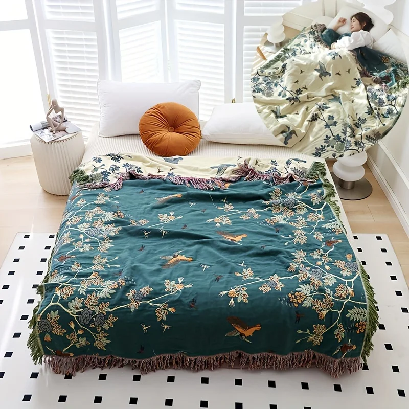 Available on both sides dark or light, high-grade towel quilt, tassel design on all sides, cotton multi-layer gauze material, 4