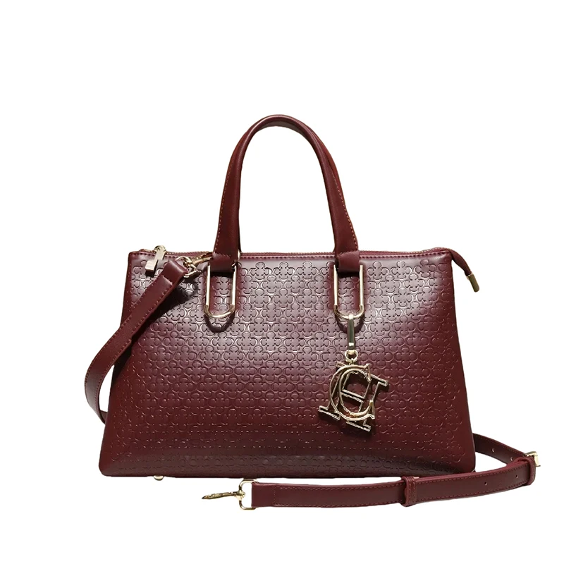 تصميم حقيبة كتف للسيدات، بنمط يومي، وشعور عالٍ، لو...