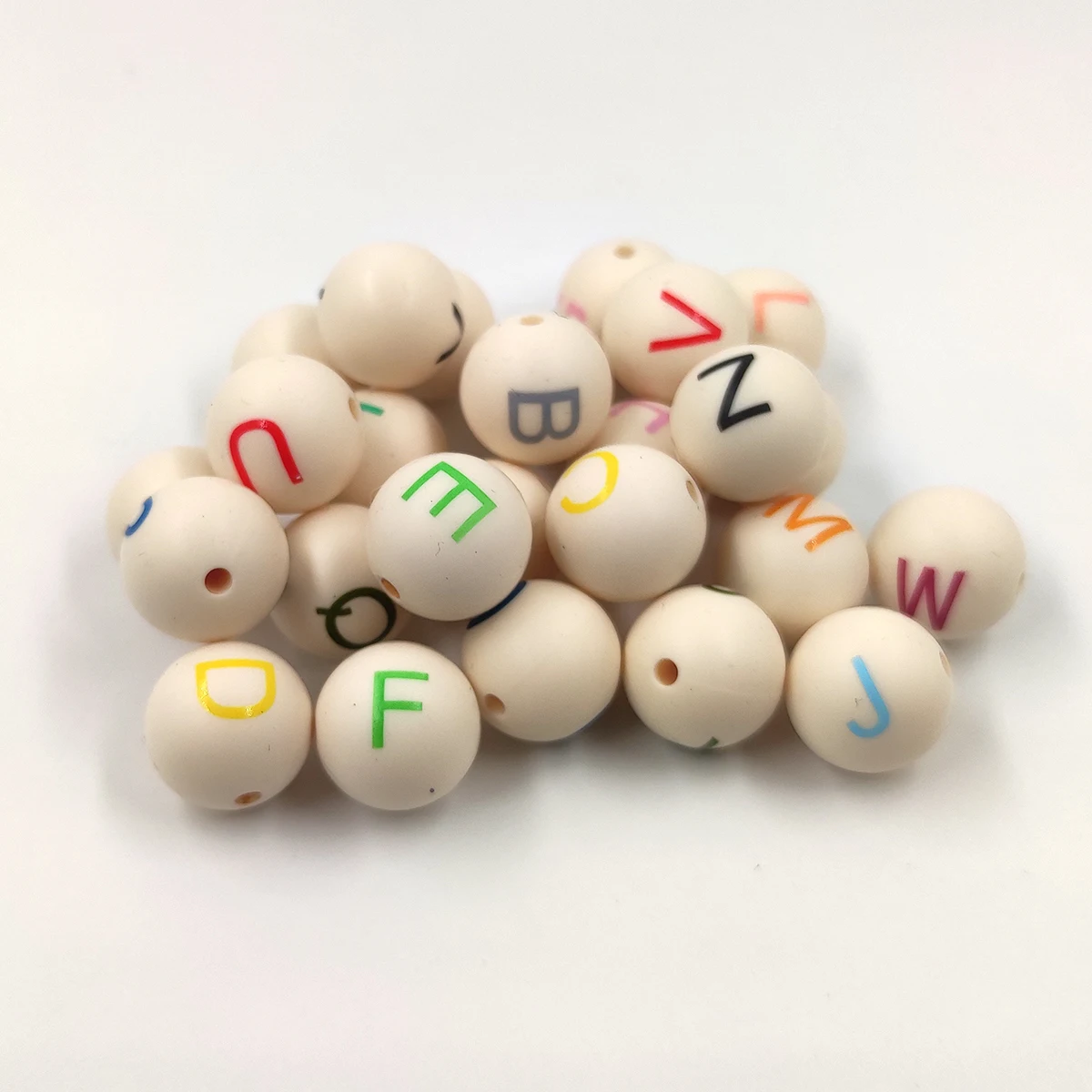 50pcs 실리콘 라운드 문자 알파벳 공예 비즈 15mm 실리콘 비즈 맞춤 이름 DIY 씹는 젖꼭지 체인 팔찌