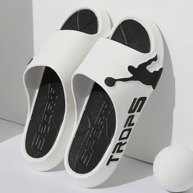Zapatillas suaves de EVA para hombre, chanclas planas antideslizantes de suela gruesa para exteriores, Zapatillas de baño