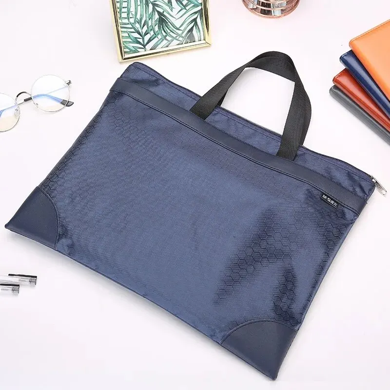 File Folder File Bag M&G Stationery A4 Pattern Conference Bag Business Zipper Bag 1pc