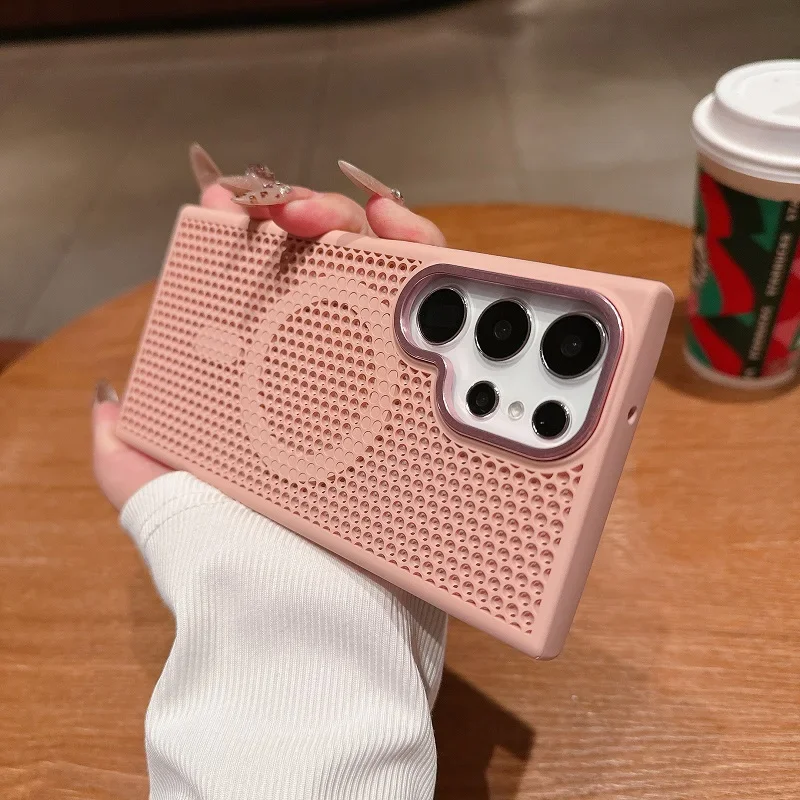 Magnetic Wireless Charging Case with Heat Dissipation Mesh Design