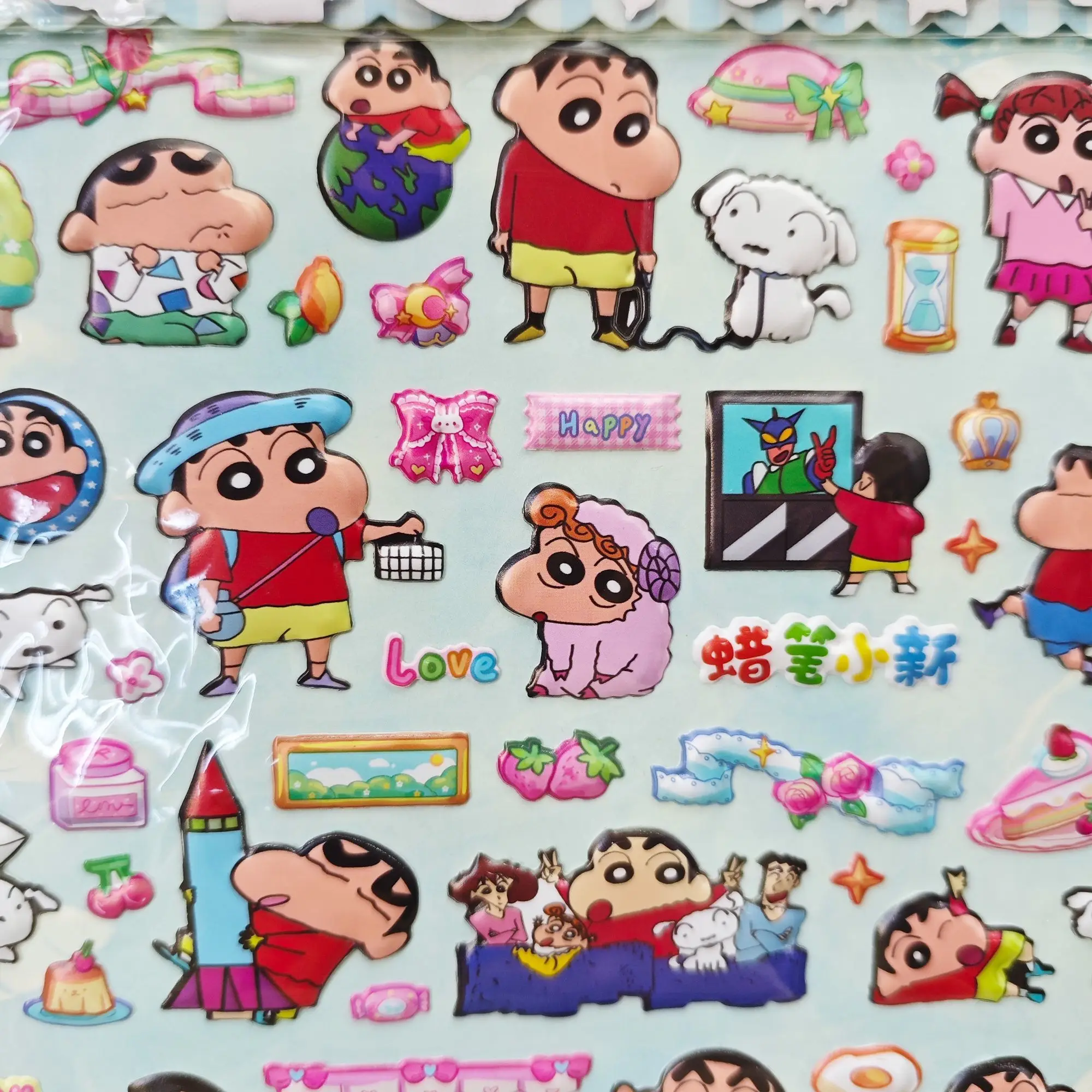 Adesivo per cartoni animati a doppio strato 3D Kawaii Crayon Shin-chan Adesivo decorativo per custodia per cellulare fai da te carino per scrapbooking - immagine 3