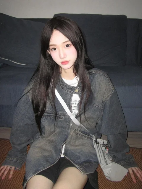 고민 데님 코트: 다양한 움직임에 완벽한 느슨한 집업 재킷