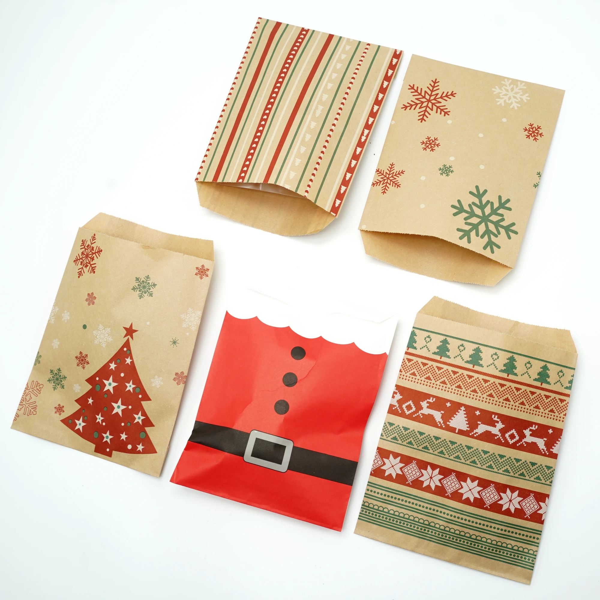 https://ae01.alicdn.com/kf/S9b458e44eecd46bfb249de7206f90d74u/Christmas-Gift-Bag-Kraft-Paper-Bags-Santa-Claus-Snowman-Xmas-Party-Candy-Bag-Cookie-Xmas-Packaging.jpg