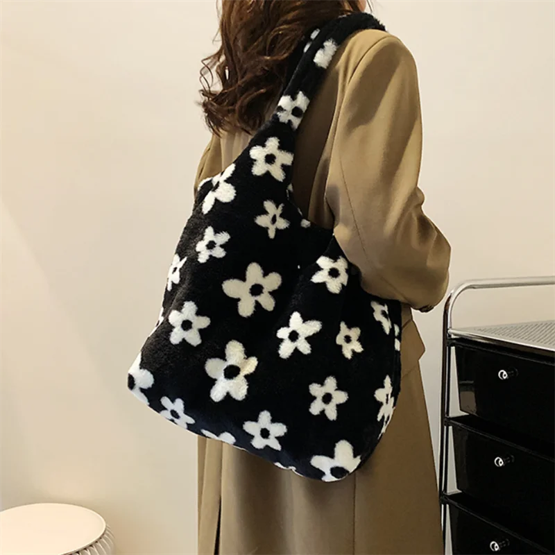 Chic Plush Flower Underarm Fur Bag, Casual Plush Tote Bag, Women Handbag, Women's Single Shoulder Bag, Korean Version Girl's Bag