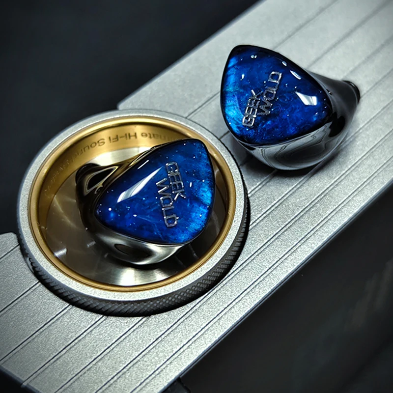 GEEKFLY GEEKWOLD GK20 PRO 3BA+2PZT+Planar+DD IEMs HIFI 有線