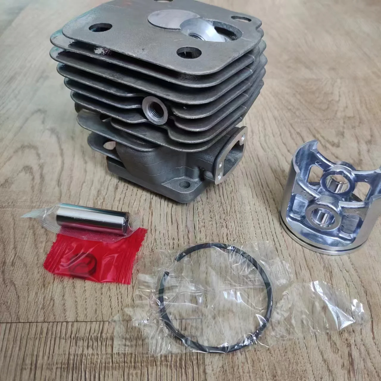 CYLINDER  PISTON ASSEMBLY FOR HUSQVARNA 181 281 288 288XP OEM 503 90 74-71 54mm 503907471 4