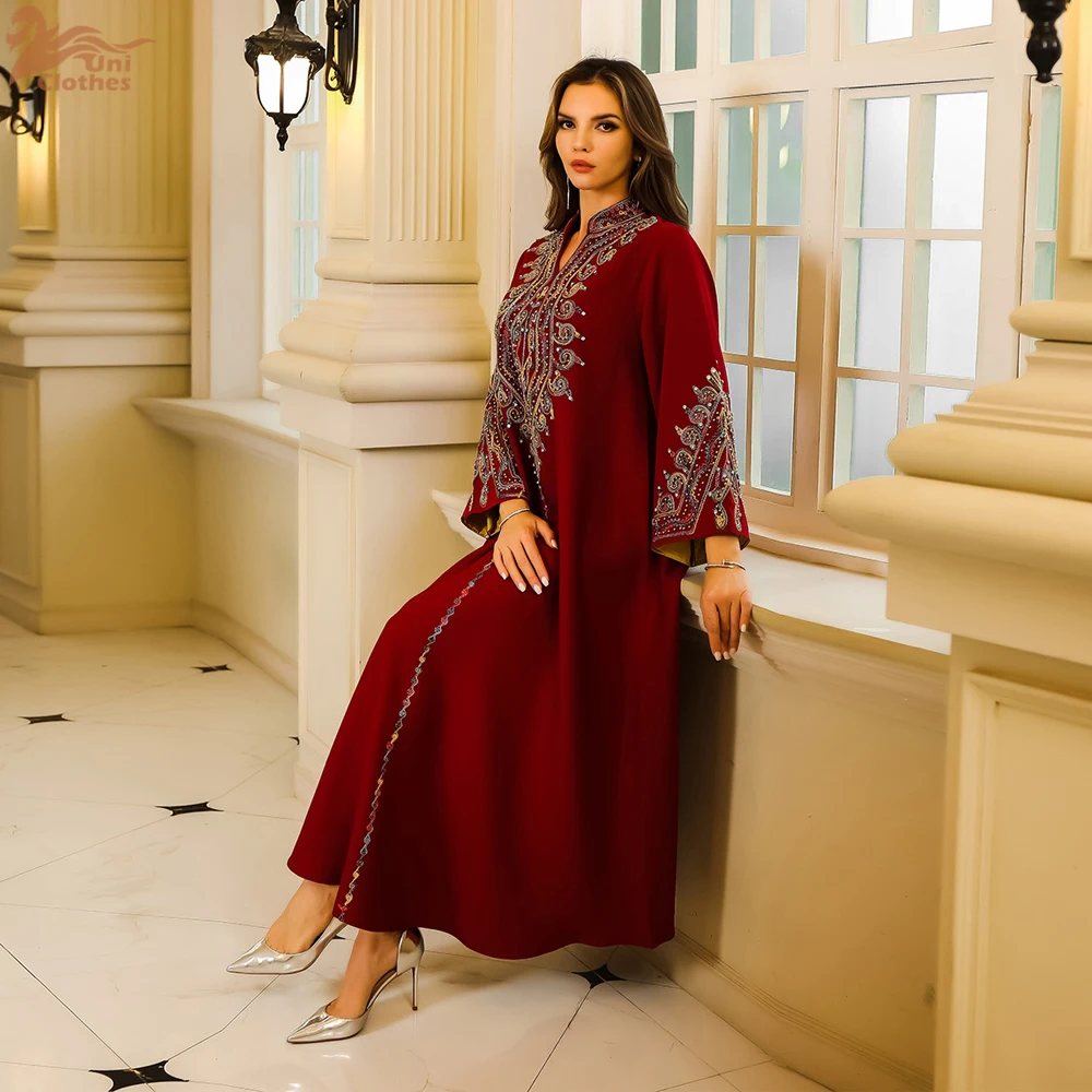 فستان سهرة ماكسي مطرز فاخر