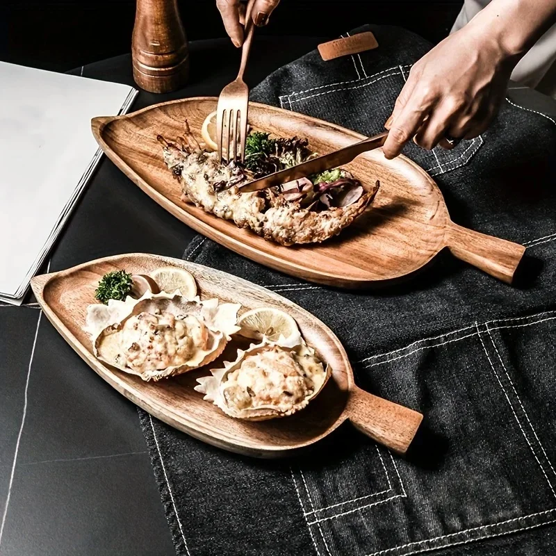 Leaf-shaped wooden plate - Image 3