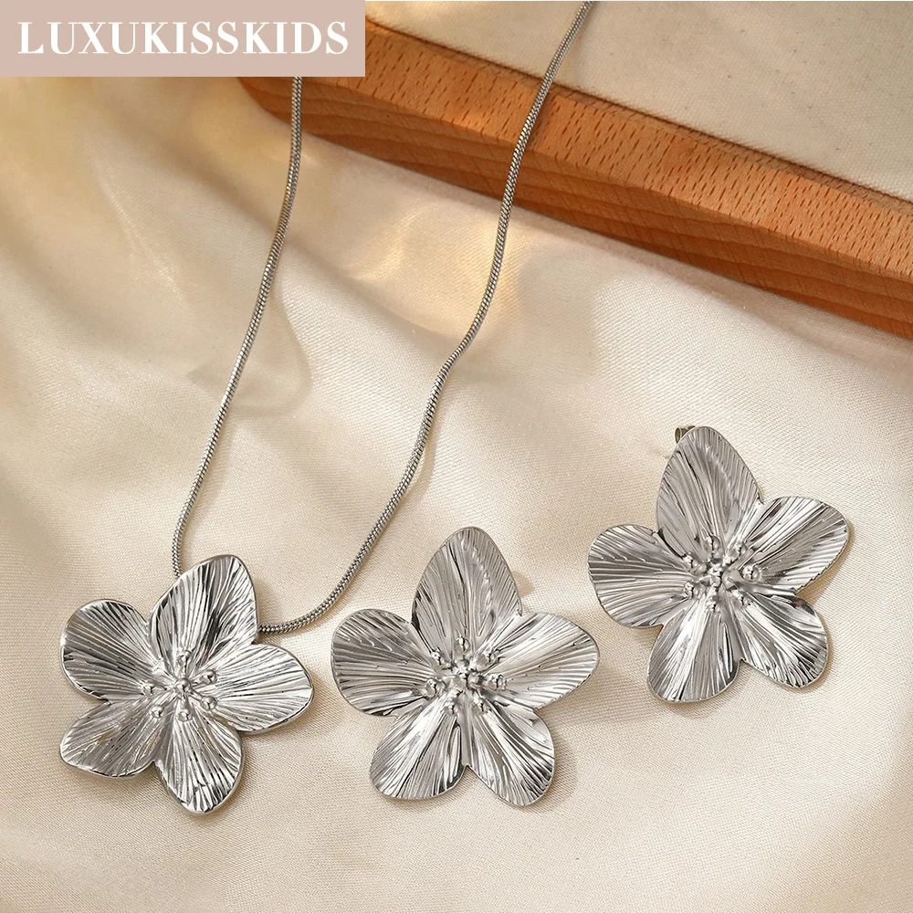 LUXUKISSKIDS 2 قطعة المرأة الموضة العصرية الفولاذ المقاوم للصدأ زهرة أقراط قلادة مجموعة مجوهرات مطلية بالذهب هدايا الحفلات خلع الملابس 5
