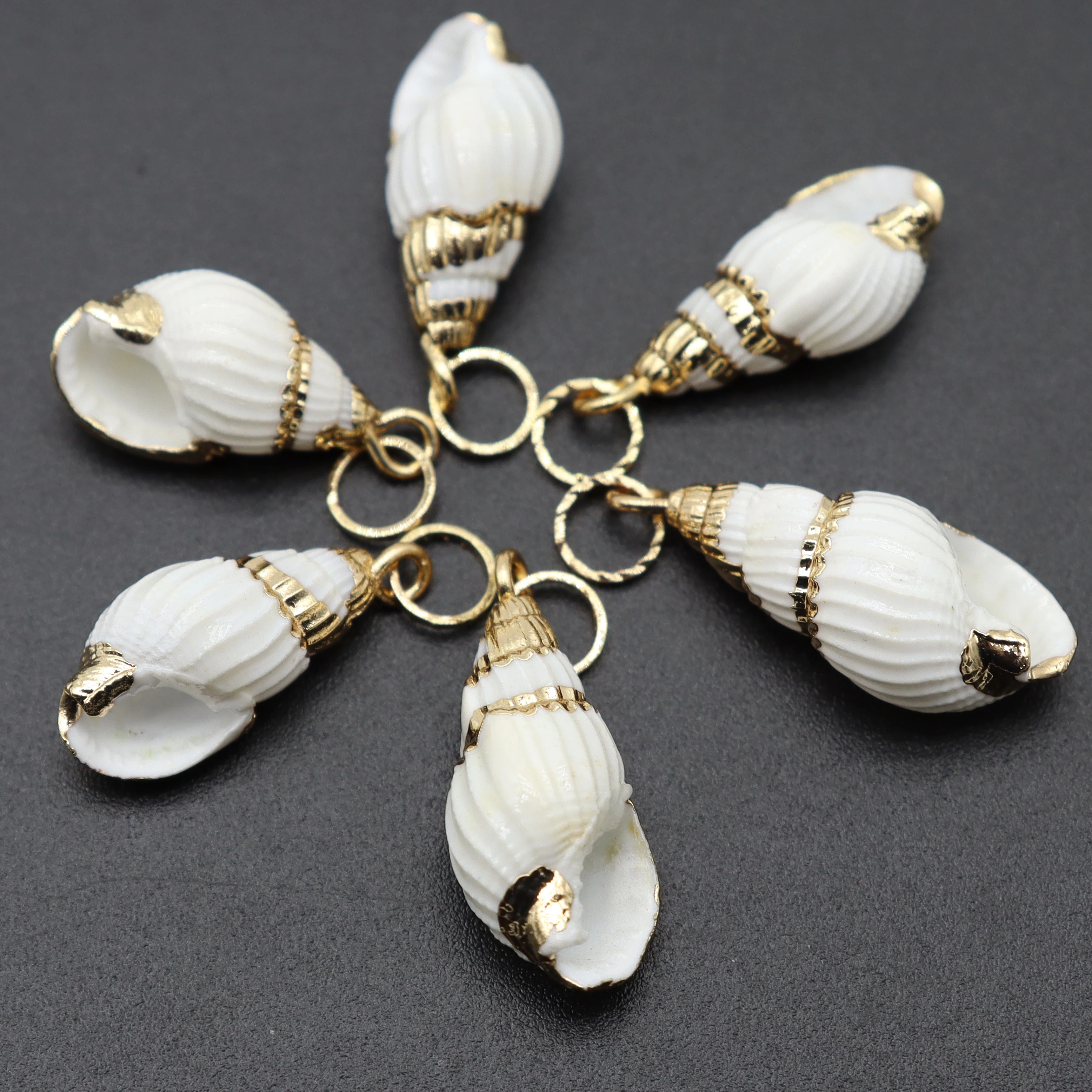 

Natural Shell Pendant Snails Conch Charms For Jewelry Making DIY Necklaces Earrings Bracelet Fashion Handmade Accessorie 1-2cm