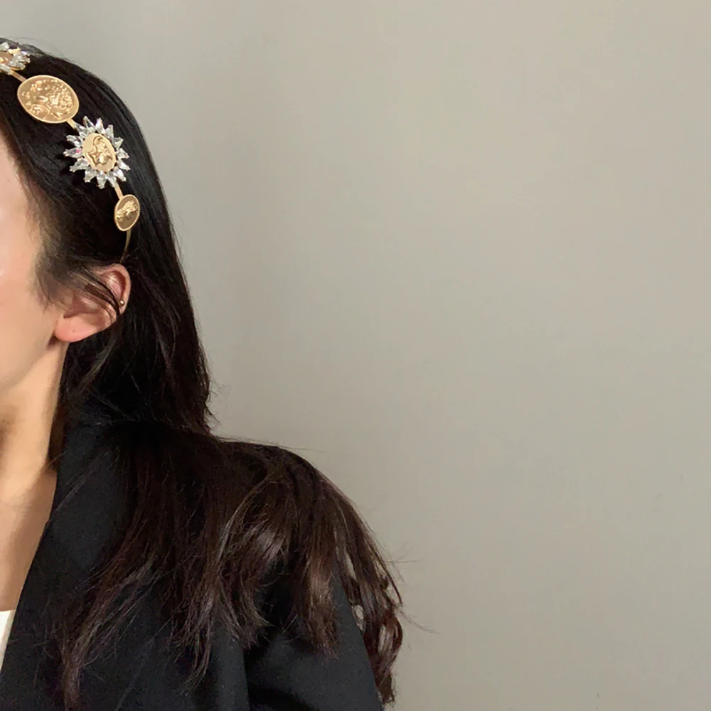 

Temperament Simple Korea Girls Women Hairband Hair Accessories Diamond Hair Hoop Head Portrait Headband Baroque Style